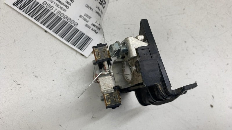 ⭕ 2023-2025 Toyota Prius Positive 12V Battery Lower Terminal Cover 828