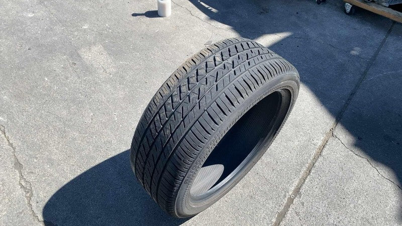 ⭕ Bridgestone Driveguard 245/45 RF19 102W Radial Tubeless Extra Load W