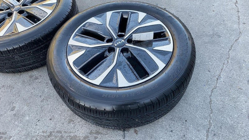 52910CV100 ⭕ 2022-2024 Kia EV6 PAIR of 19" Alloy Wheel Rim 19x7.5J w/ Kumho Tire 235/55 R19