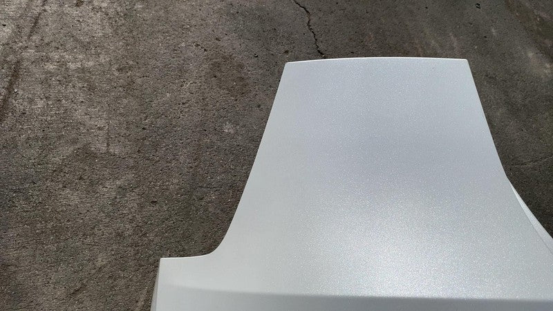 ⭕ 20-24 Model Y Rear Bumper Cover w/ Sensor Holes + Lower Valance Whit
