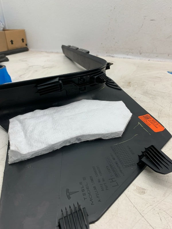 1086290-00-F ⭕ 17-22 Model 3 Lower Drivers Left A-Pillar Sill Scuff Plate Panel 1086290-00-F