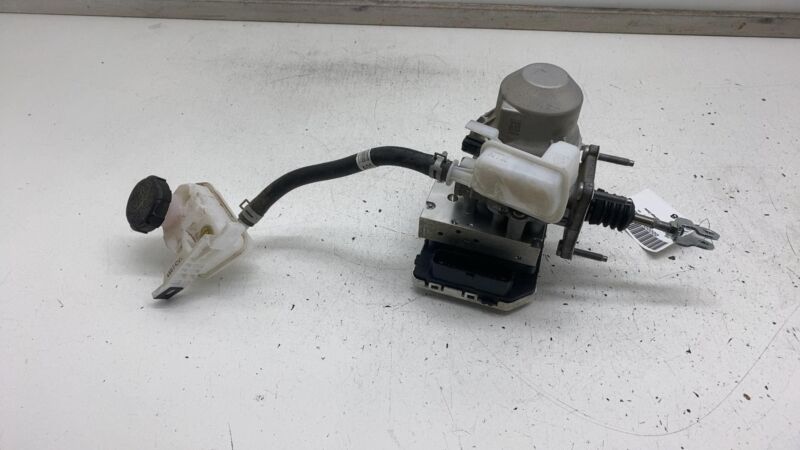 58500CV100 2022-2024 Kia EV6 Brake Master Cylinder Booster & Reservoir w/ ABS Pump Module