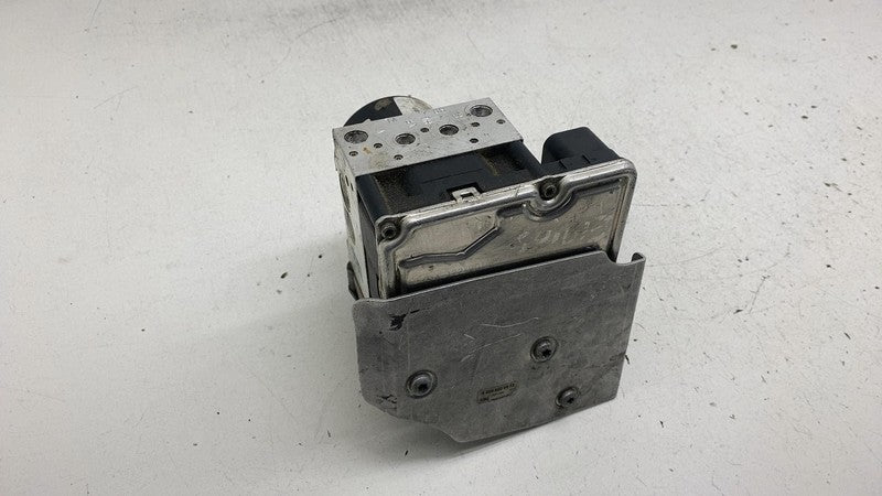 2012 Mercedes-Benz C-Class C250 C300 ABS Anti-Lock Brake Pump Module A