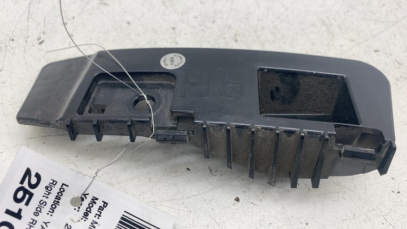 ⭕ 17-23 Model 3 Rear Right Bumper Taillamp Taillight Mount Bracket 108