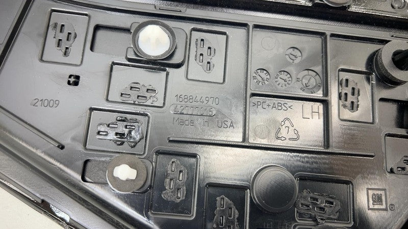 ⭕22-23 Chevrolet Bolt EUV Rear Left Upper Applique Quarter Reveal Pane