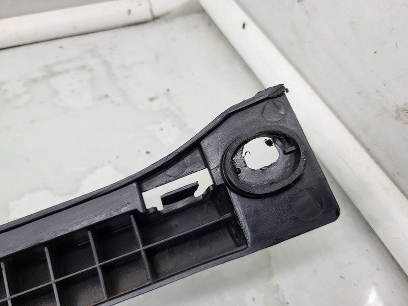 600772400B ⭕ 12-25 Model S Rear Body Attachment Bumper Center Support Bracket 6007724-00-B