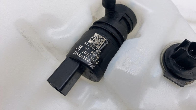 84991494 ⭕ 2019-2025 Chevrolet Silverado 1500 Windshield Washer Reservoir Tank 84991494
