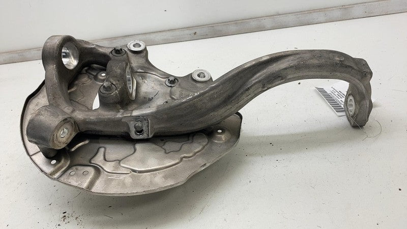 A 000 421 35 20 ⭕ 18-22 Mercedes C300 Front Left Spindle Knee Knuckle w/ Shield RWD A0004213520