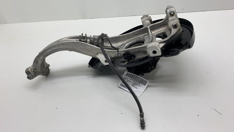 9Y0 407 241 C ⭕ 19-24 Porsche Cayenne Front Left Spindle Knuckle Hub w/ Dust Shield 9Y0407241C