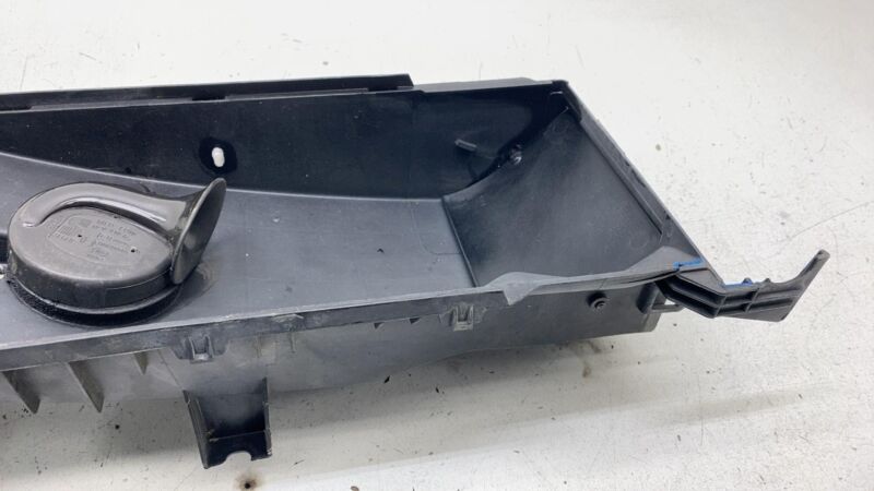 100725800B ⭕12-15 Model S Radiator Shutter Air Duct Intake Grille 1007258-00-B/1007261-00-B