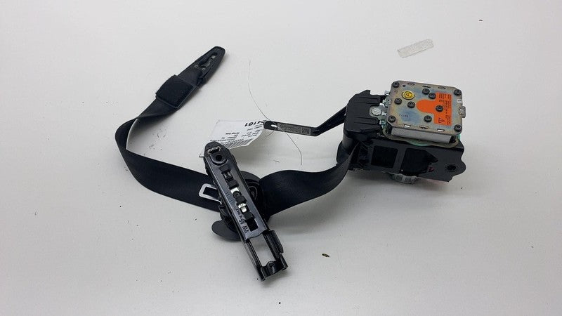 7P0857706F 2011-2018 Porsche Cayenne Front Passenger Side 1st Row Seat Belt Retractor Right