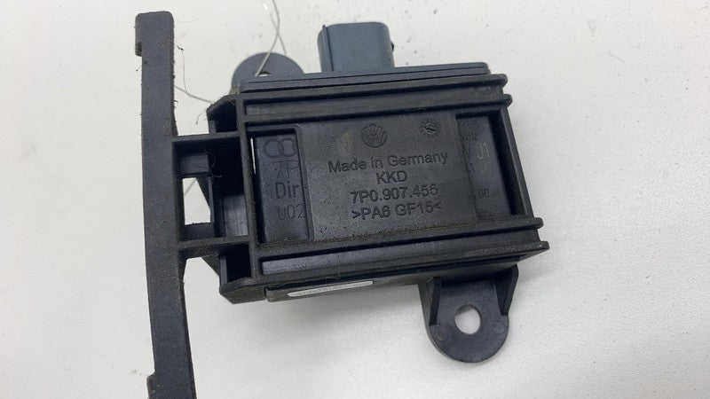 7P0907455 2011-2016 Porsche Cayenne S Front Left Tire Pressure Monitor Control Module OEM