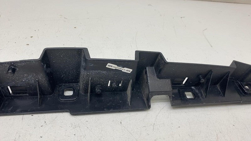 5165 7299184 ⭕ 14-21 BMW i3 Front Right Passenger Side Fender Retaining Bracket 5165 7299184