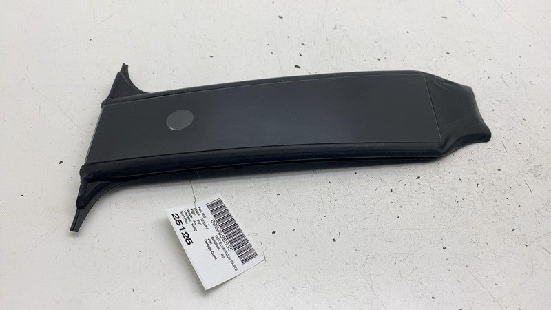 ⭕ 20-23 Model Y Right Exterior B-Pillar Applique Glass Trim RH AP3 150