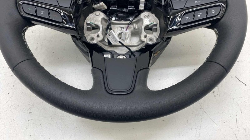 7GG921A3-AA ⭕ 2025 Chrysler Pacifica Steering Wheel w/ Control Switches Black OEM 55079457AA