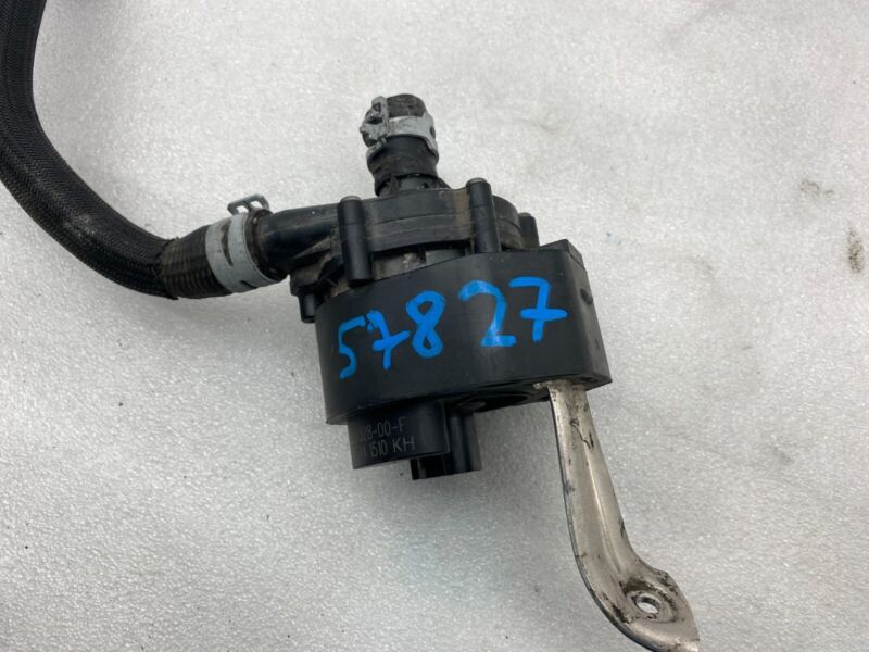 2016-2020 Tesla Model X Additional Coolant Auxiliary Water Pump 1037328-00-F OEM