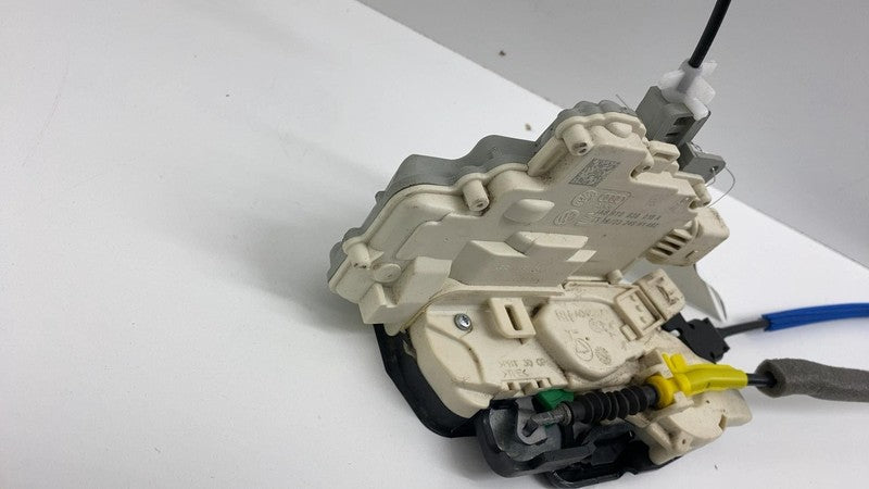 9Y0 839 016A ⭕ 2019-2025 Porsche Cayenne Rear Right Door Lock Latch Actuator OEM 9Y0839016A