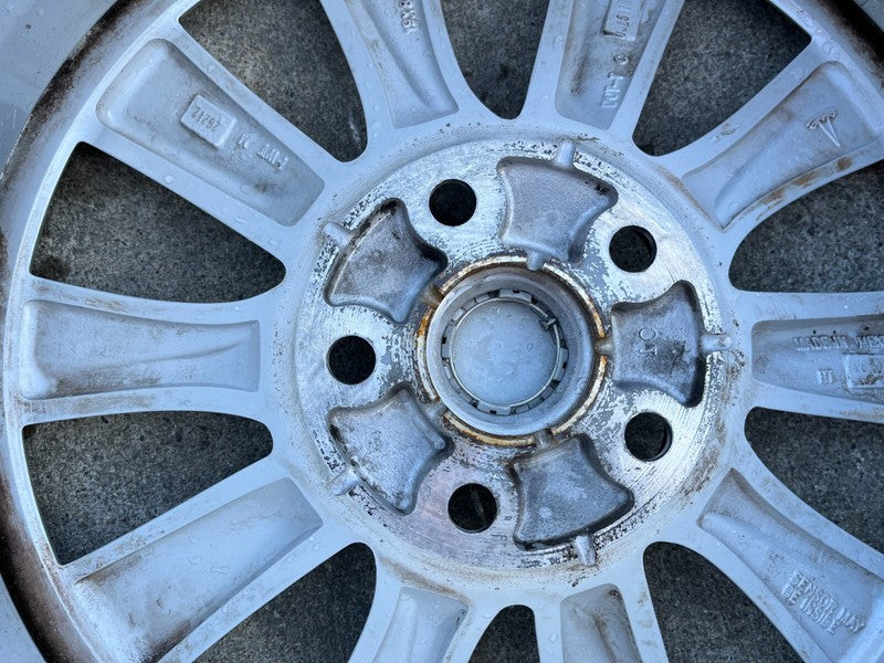 1059337 00 A ⭕16-20 Model S Wheel Rim 19" inch 19x8.0+40MM w/ Tire 245/45 R19 x2 1059337-00-A