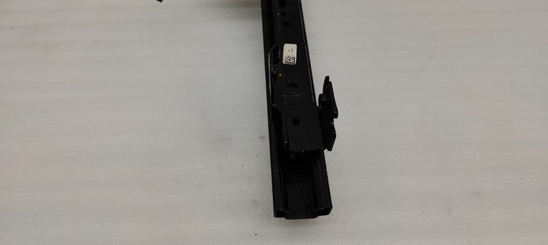 111985300B 17-23 Model 3 Front Right 1st Row Seat Adjuster Motor w/ Rail Track 1119853-00-B