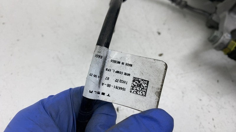 ⭕ 17-25 Tesla Model 3 M3 Rear Left Caliper w/ Brake Hose Line BASE 104