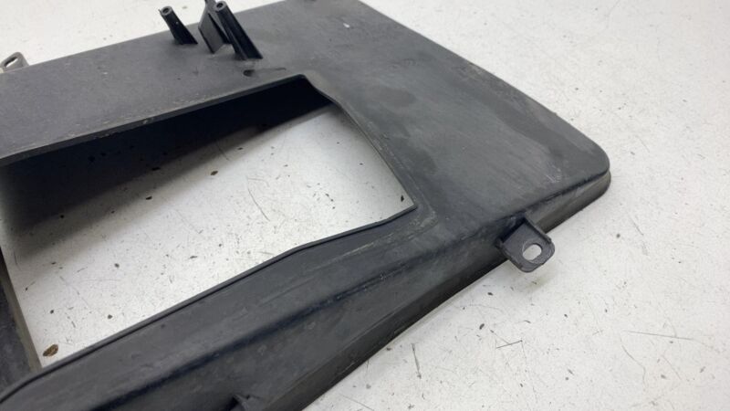 1011519 00 D 2012-2015 Tesla Model S Front Driver Side AC Air Conditioner Condenser Duct Left