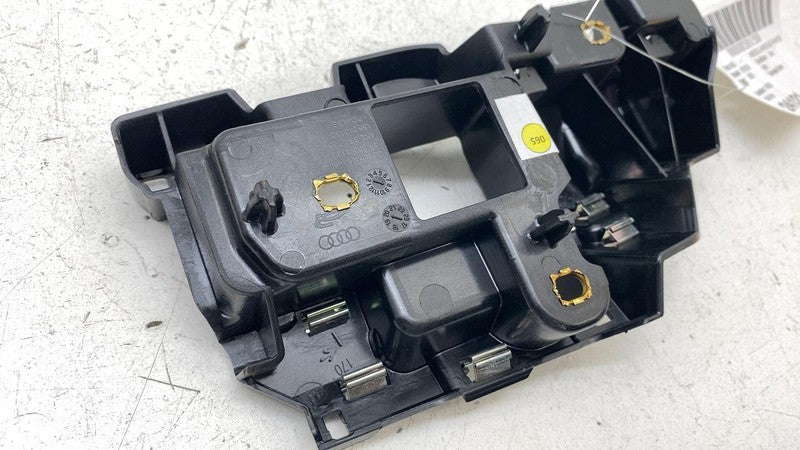 4KL857735 ⭕ 19-23 Audi E-Tron Driver Dash Dashboard Lower Support Bracket Left 4KL857735