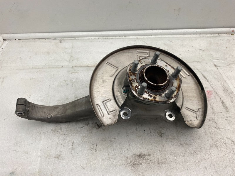 104431600E ⭕ 17-23 Model 3 Front Right Spindle Knuckle Hub & Dust Shield RWD 1044316-00-E