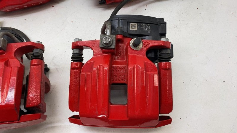 ⭕ 19-20 Model X SET of Brake Caliper Red w/ Hose Line 1078541-01-B/107