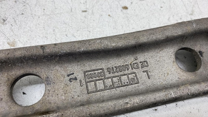 2018-2020 BMW 530e Front Left Spindle Knuckle w/ Upper & Lower Control