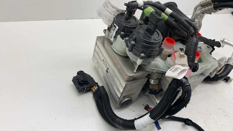 ⭕ 2020-2024 Tesla Model Y Supermanifold Refrigerant Chiller w/ Coolant