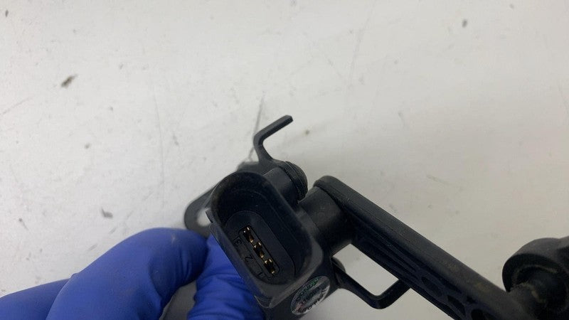 PT00039806 ⭕ 22-24 Rivian R1S Rear Left Suspension Height Level Air Ride Sensor PT00039806