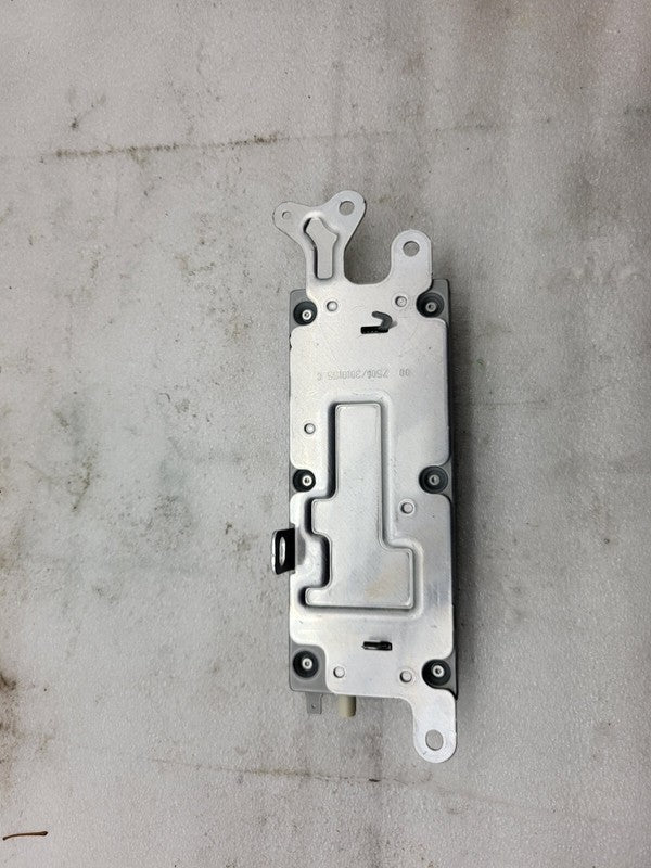 107974900D ⭕ 2017-2023 Model 3 Harman Becker FM HD Audio Radio Receiver Module 1079749-00-D