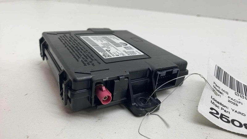 68592131AA ⭕ 2017-2025 Chrysler Pacifica Transmit Hub Receiver Control Module 68592131AA