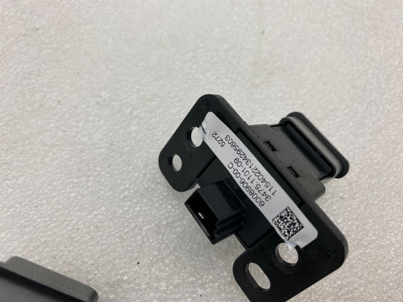 6008905 00 C ⭕ 12-20 Model S Dash Hazard & Glove Box Switch Control 6008905-00-C/6008906-00-C