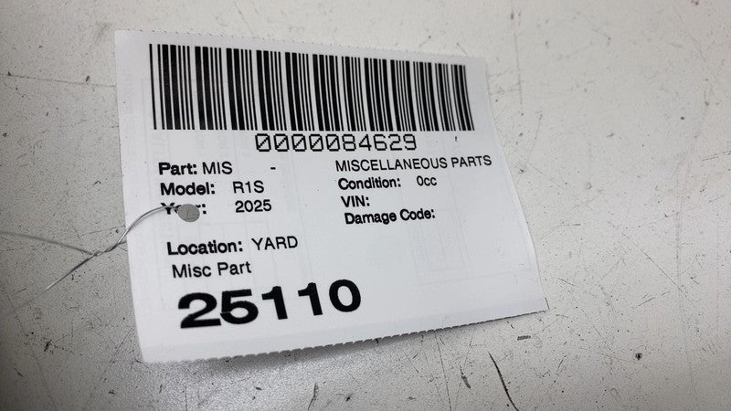 PT00989598 ⭕ 2022-2025 Rivian R1S Front Left Lower Molding Cladding Trim Panel PT00989598