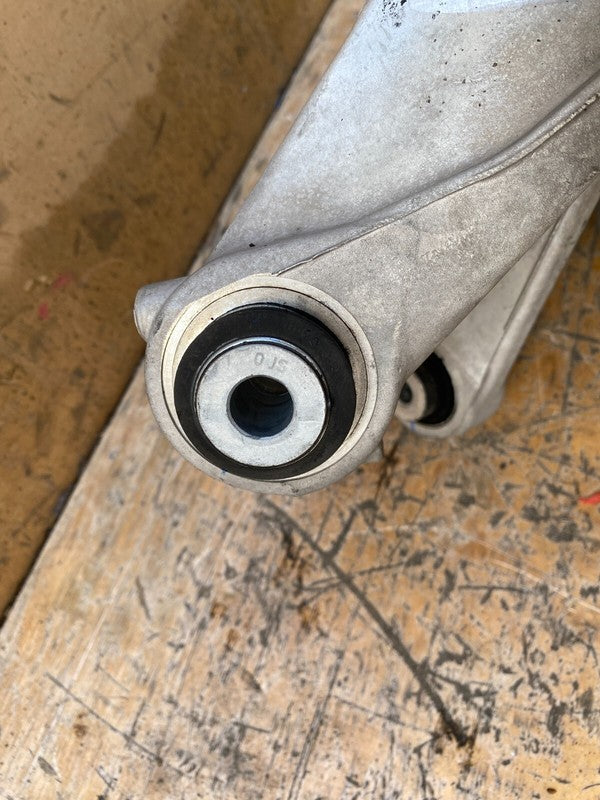 1044416 00 F 17-23 Model 3 Rear Right Side Spindle Knuckle w/ Shield & Wheel Hub 1044416-00-F