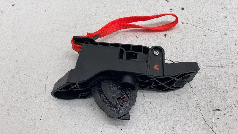 ⭕ 2017-2024 Chrysler Pacifica Transmission Gear Shifter Emergency Unlock Lever