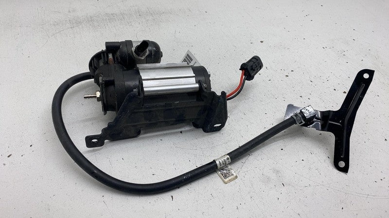 PT0005569301 2022-2024 Rivian R1T R1S Rear Air Ride Suspension Compressor Pump PT00055693-01
