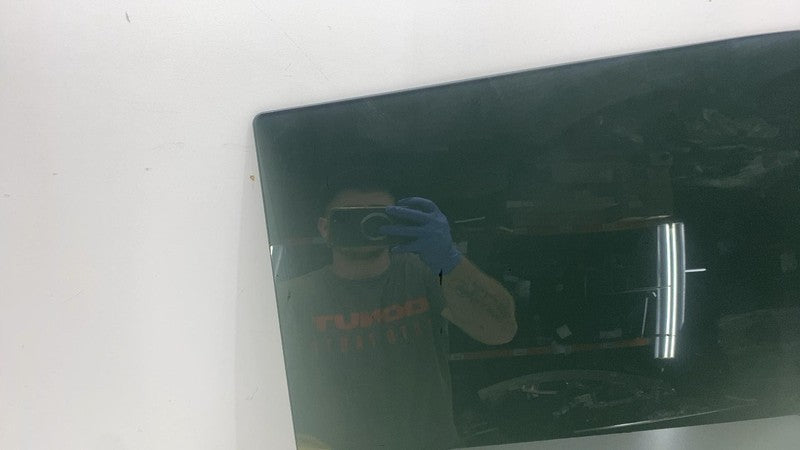 E2 43R-0115131 ⭕ 2022-2024 Rivian R1T Rear Driver Side Door Glass Window Left LH E243R-0115131