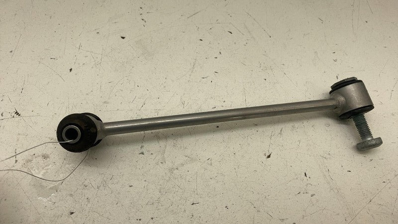 A 205 326 04 17 ⭕ 2015-2020 Mercedes-Benz C300 Rear Passenger Side Stabilizer Sway Bar Link RWD