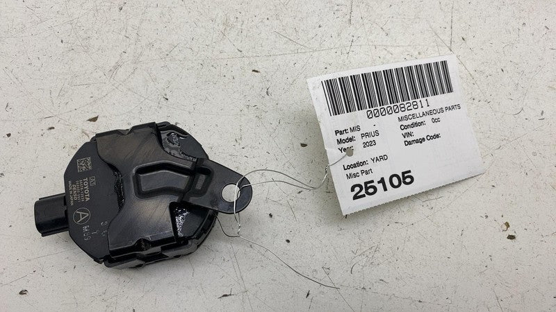 8657012030 ⭕ 2021-2025 Toyota Prius Pedestrian Warning Alert Speaker w/ Bracket 86570-12030