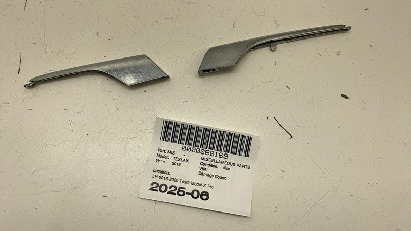 104960900F ⭕16-20 Model X Front Left Fog Light Eyelet Chrome Trim 1049611-00-F/1049609-00-E