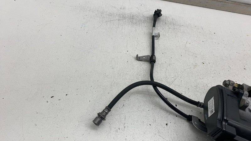 1044624-00-F ⭕ 2017-2025 Tesla Model 3 Rear Right Caliper + Brake Hose Line BASE 1044624-00-F
