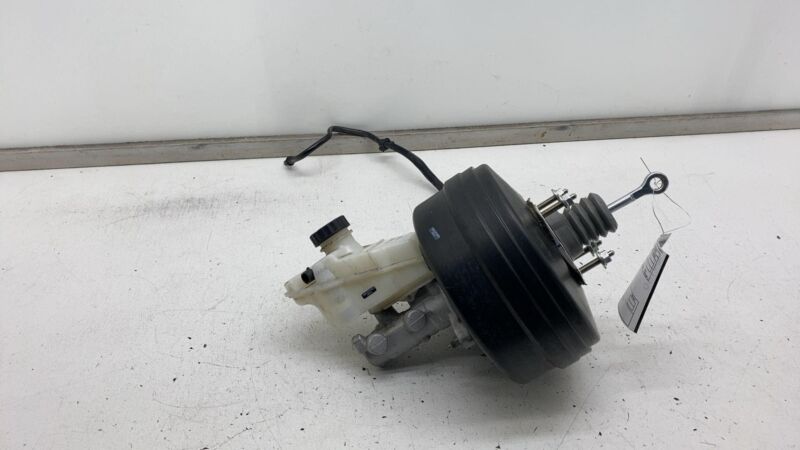 670036704 ⭕ 2017-2020 Levante Brake Master Cylinder Power Booster & Reservoir 670036704