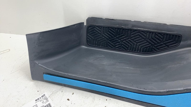 ⭕ 2022 Rivian EDV-700 Amazon Van Passenger Door Step Panel w/ Edge Tri