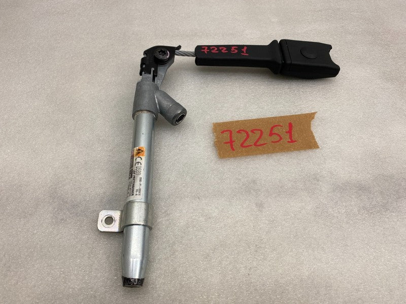100526505D 12-20 Model S Front Right Lap Pretensioner 16-20 Model X Front Left 1005265-05-D
