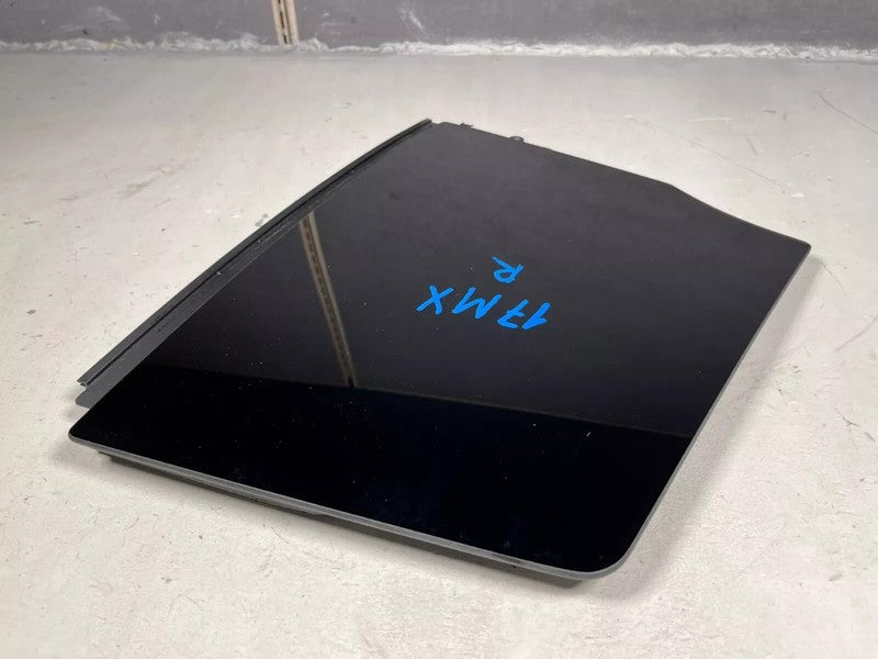 43R004553 ⭕ 2016-2020 Tesla Model X Rear Passenger Side Door Quarter Fixed Glass Right RH