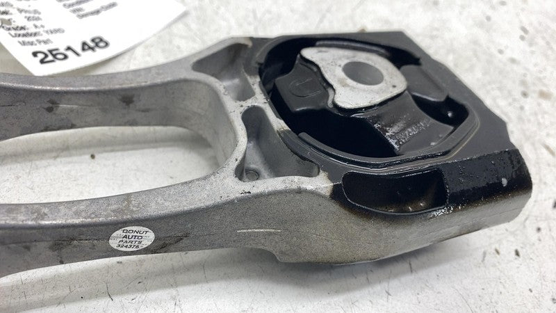 ⭕ 2023 2024 2025 Toyota Prius Engine Motor Mount Torque Rod Mount Brac