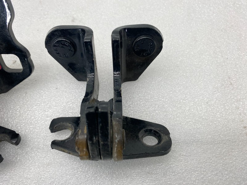 ⭕2017-2023 Tesla Model 3 Rear Left Door Upper & Lower Right Hinge Closure Assist