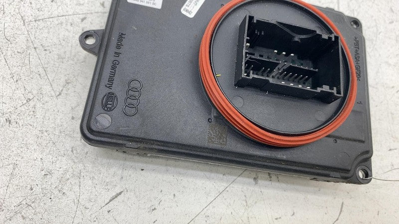 ⭕ 19-23 Audi E-Tron Front Left Side Headlight Ballast Control Module 4